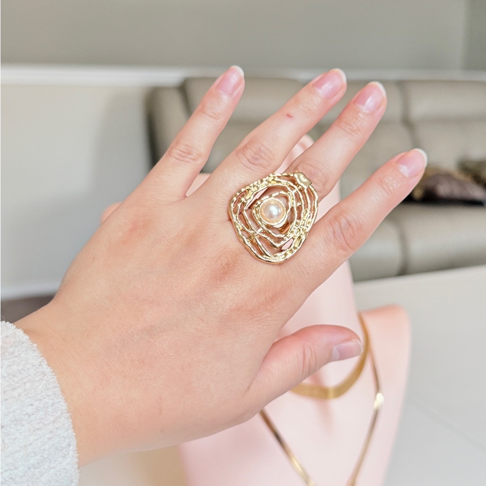 Gold Pearl Statement Ring - Elegant Women's Fashion Jewelry’s - Picture 3 of 10